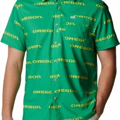 Best deal 🤩 Columbia Men's Oregon Ducks Green Super Slack Tide Button Down 👕 Shirt 💯
